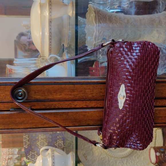 Mini Basket Leather Top Handbag by Elliott Lucca